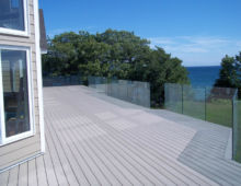 15mm clear tempered glass
installed with 4" stainless steel stand-offs
no top rail Handrails